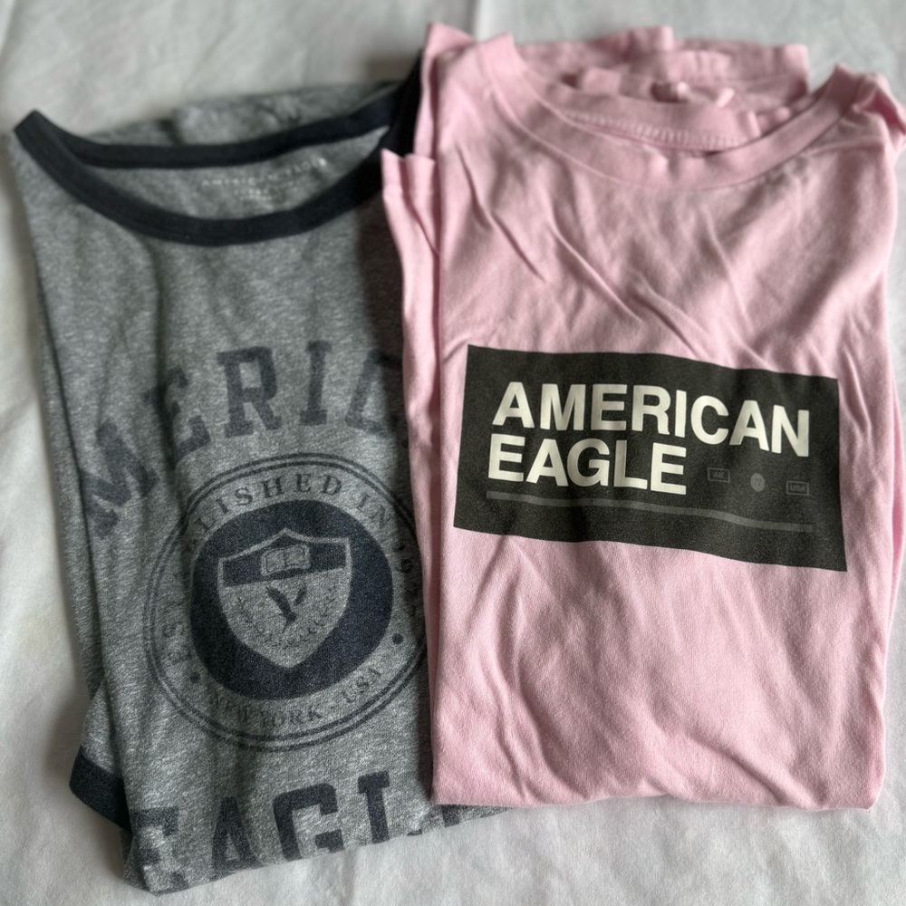 American Eagle short sleeve graphic t-shirt bundle, size XL